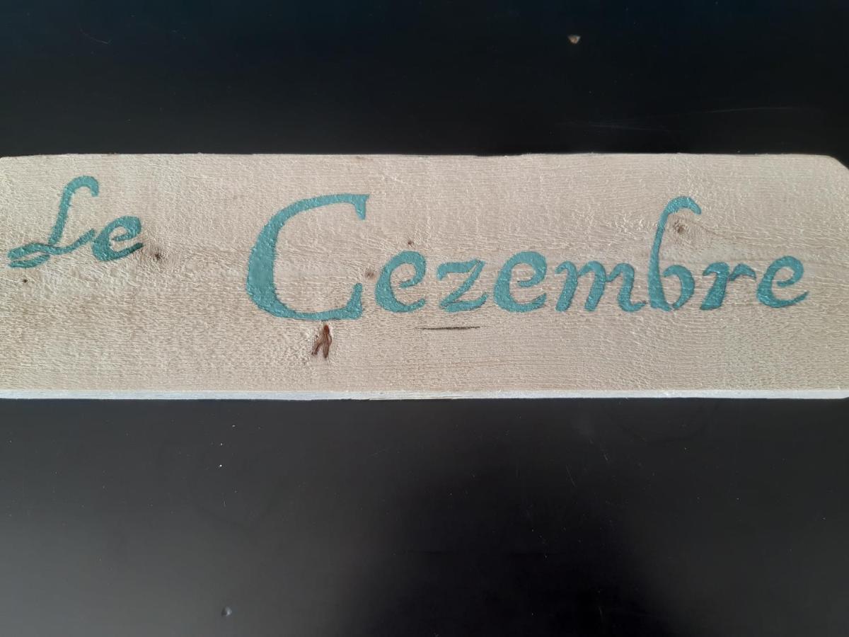 Le Cezembre Gite La Taniere Moidrey Екстериор снимка